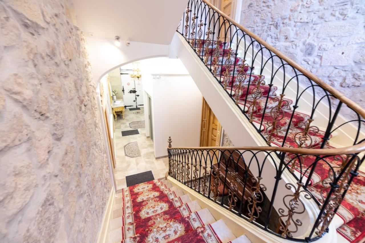 Studio Romantique Maison De L'Eglise Du Couvent Нарбонна Экстерьер фото